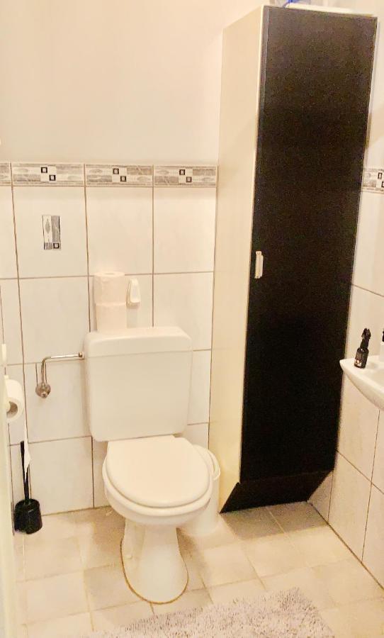 Ruim, Lichtrijk Appartement Met Groot Terras Uitstekend Gelegen In Де Панбархат Экстерьер фото